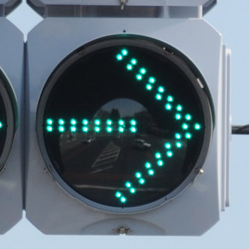 交通信号機図鑑／矢印／日本信号／1014M－T1K32－2（V5）