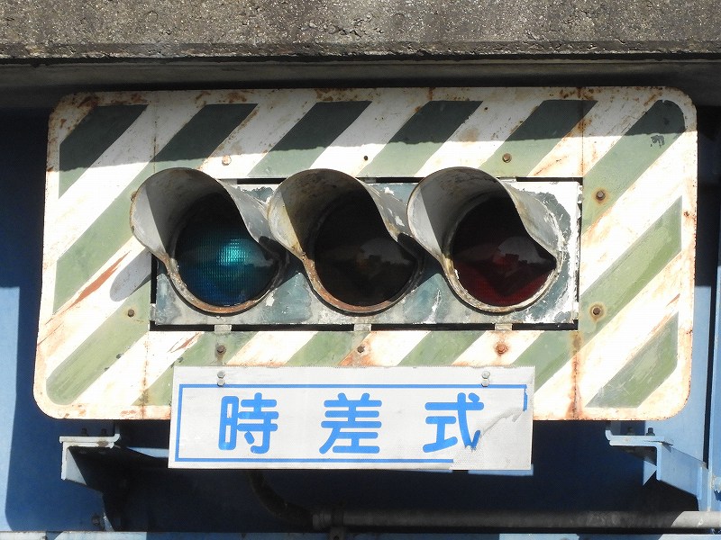 古い世代の角形 古い世代の角形
