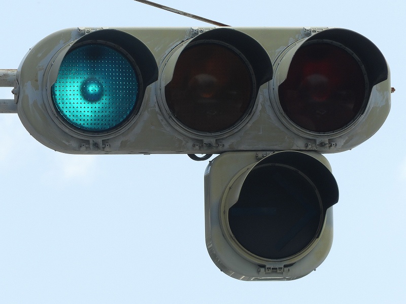 小糸三協筐体300